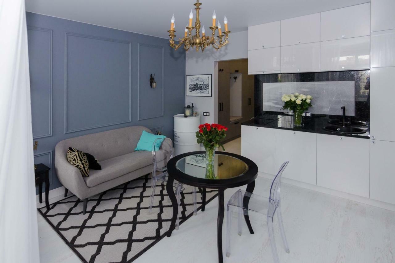 קייב Charming Studio In The Center מראה חיצוני תמונה