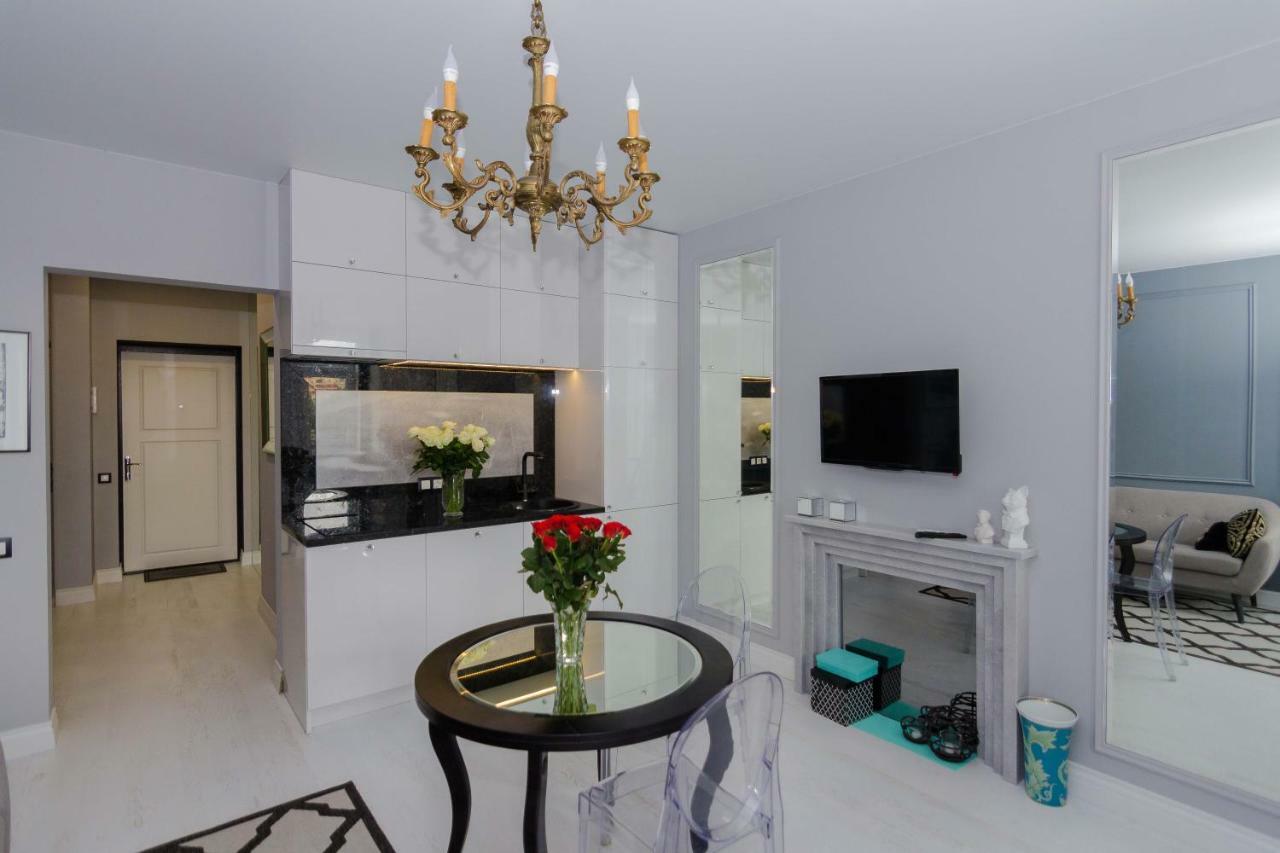 קייב Charming Studio In The Center מראה חיצוני תמונה
