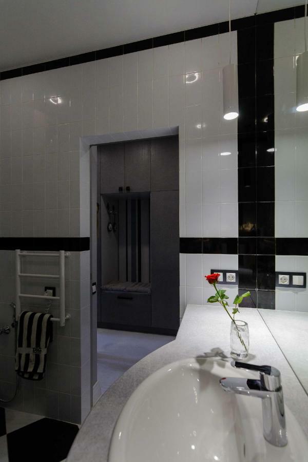 קייב Charming Studio In The Center מראה חיצוני תמונה